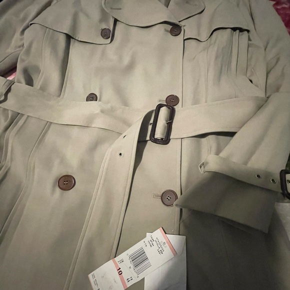 ANNE KLEIN LONG CLASSIC BELTED DOUBLE-BREASTED MILITARY TAN TRENCH COAT - Picture 4 of 4